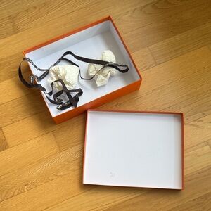Hermes sandals box